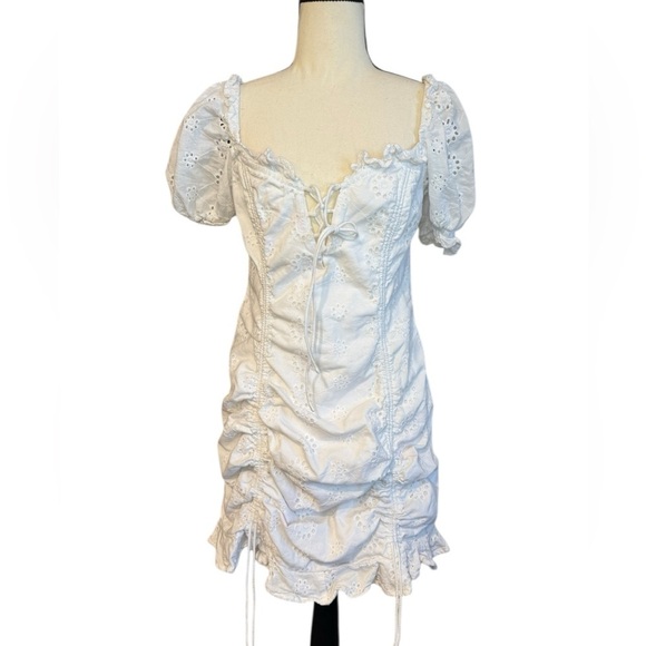 Selfie Leslie White La Quinta Lace-Up Bust Drawstring Detail Eyelet Dress Dress - Picture 2 of 16